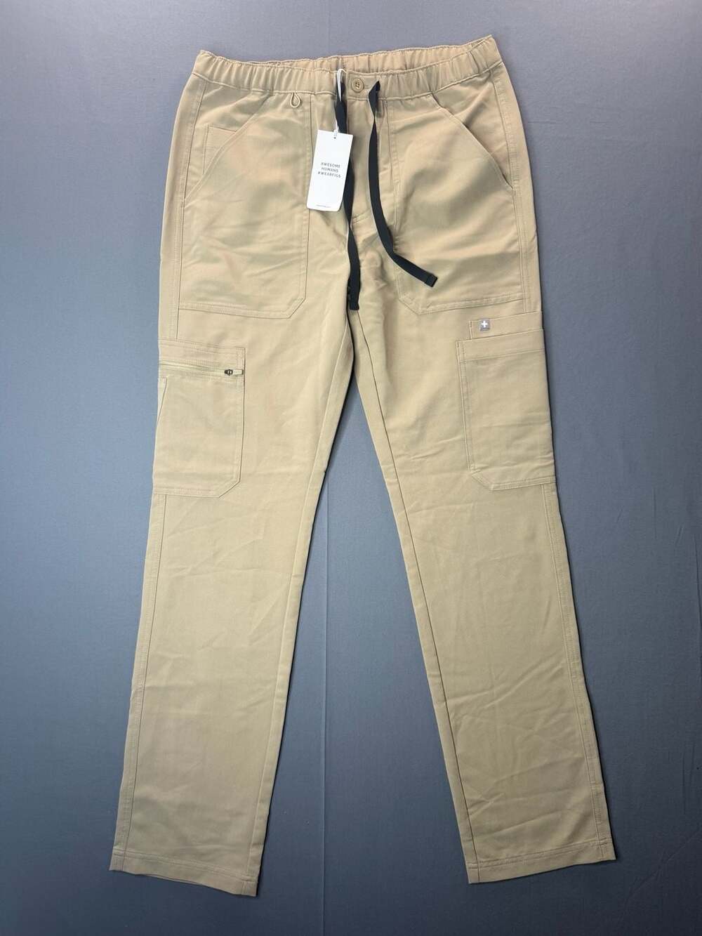 FIGS Technical Collection Cairo Cargo Scrub Pants Size XS Khaki New with Tags